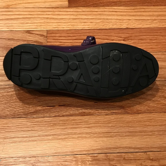 PRADA GIRLS *NEW IN BOX*MARY JANE SHOES*SZ 13.5 - Picture 5 of 8